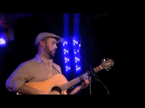 Alasdair Bouch - Alasdair Bouch - Outside Inside (Live)