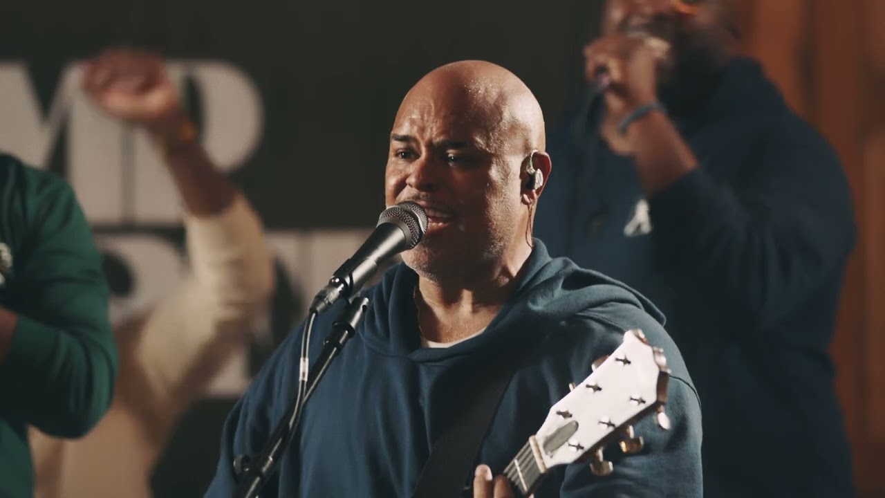 Israel Houghton