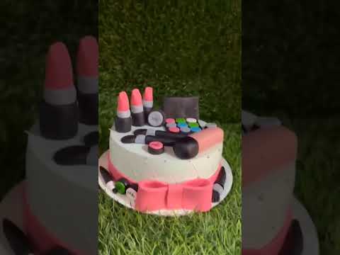 makeup cake #youtubeshorts #cakedecorating #trending #likeforlikes #like #follow #shorts #youtube