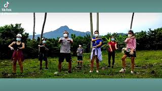 Download lagu JEREE REMIX Tiktok Dance Challenge with Family mp3