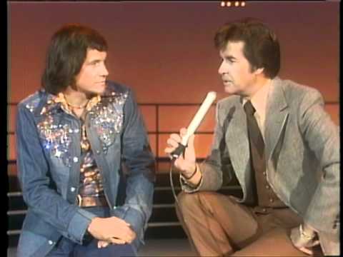Dick Clark Interviews David Gates - American Bandstand 1978