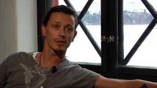 Om Cover Up av Janet Leon