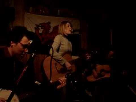 Cerys Matthews @ Fado's 3