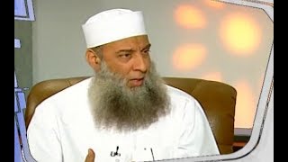 صورة تعليق الشيخ الحويني على مسألة تقبيل يد المشايخ والعلماء