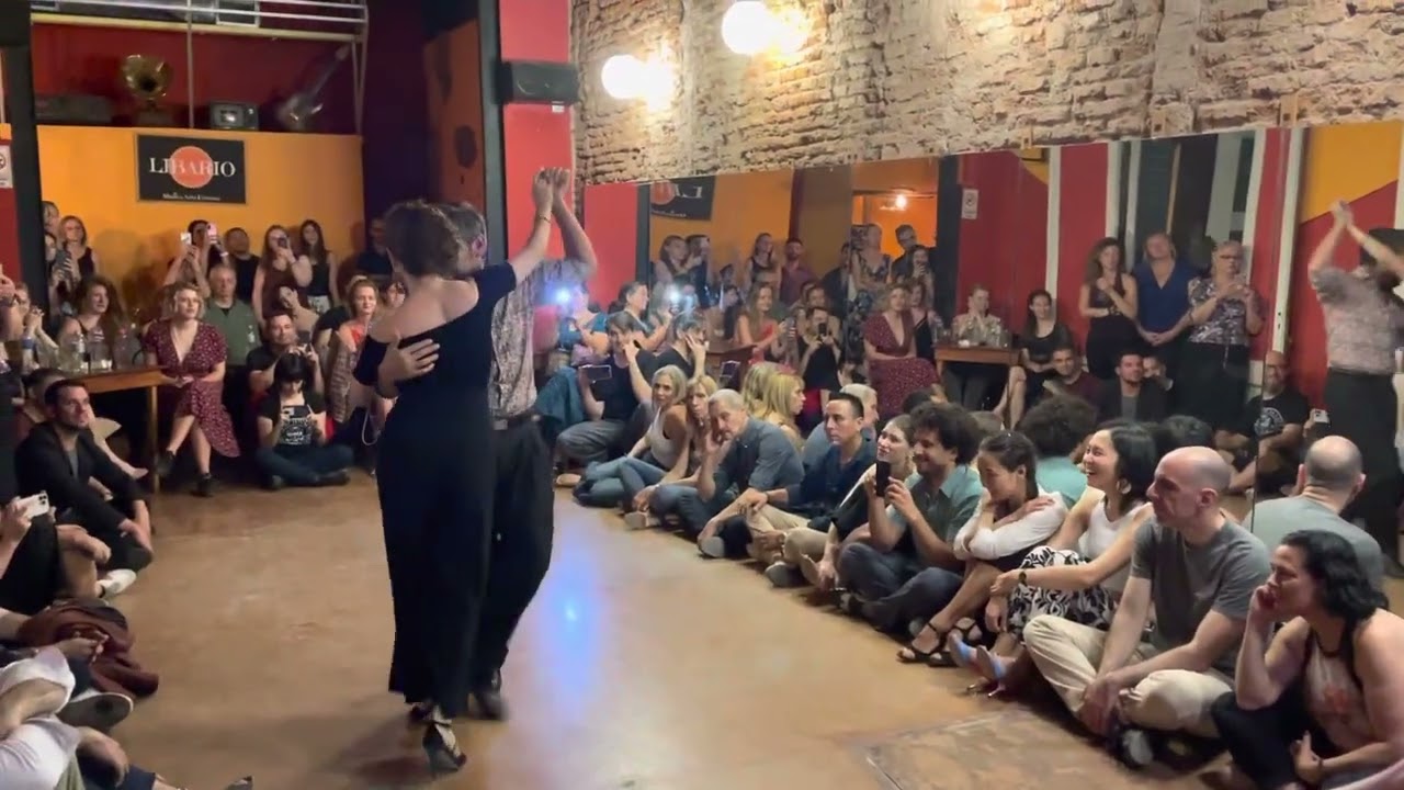 Video thumbnail for Guillermo Peque Barrionuevo y Mariela Sametband, El Cachivache Quinteto @Milonga La Cachivachería