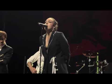 Poor Paddy Works on the Railway - The Pogues 9-17-2025 (Terminal 5, NYC)