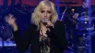 Ashlee Simpson L.O.V.E live