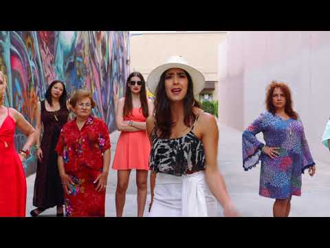 Callejera - Saint (USA)