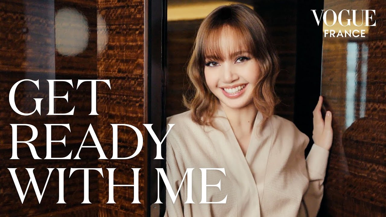 Lisa gets ready for the Louis Vuitton show at Paris Fashion Week | Vogue France