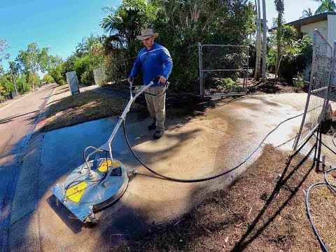 Driveway high pressure cleaning in Darwin.