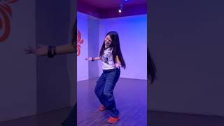 Download lagu 90s song   new trend = viral 🔥✨ |@hunarrocksofficial #trendingshorts #dance #viraldance #ytshorts mp3