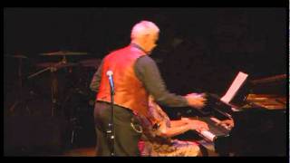 Monica Dominique & Jan Allan perform Come Rain or Come Shine