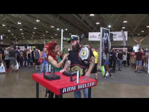 Toronto Pro Supershow 2016 - Nancy Di Nino and Evan Bourgoin