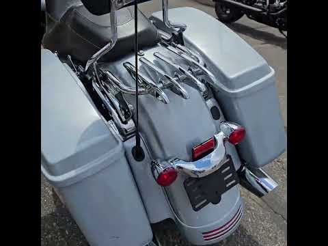 FLHX 2023 Street Glide®