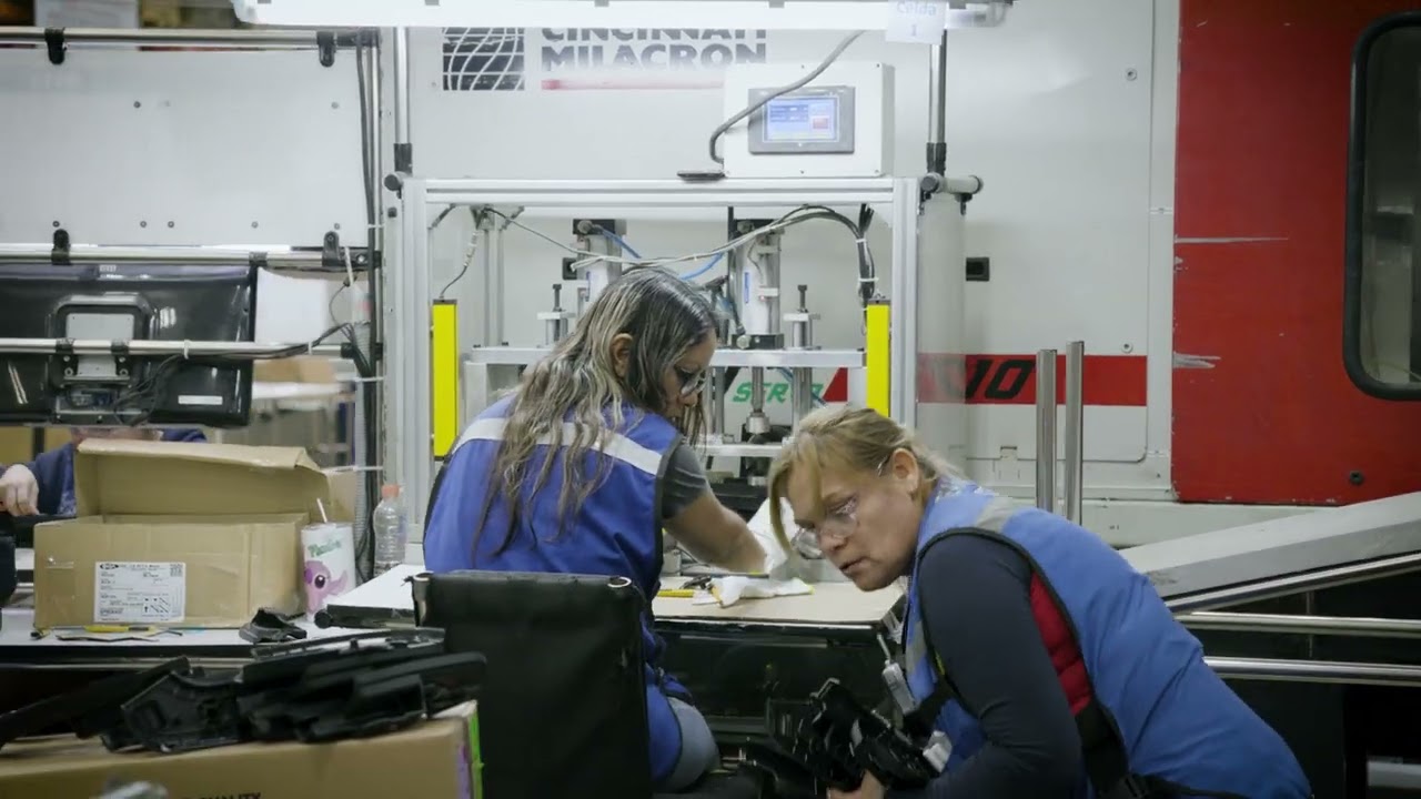 Inside the Factory: EVCO Plastics Monterrey - Injection Molding