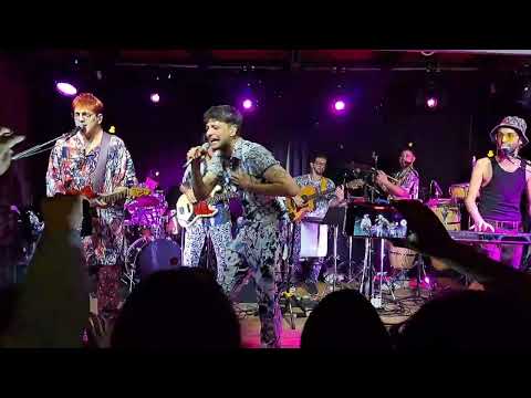 Un día a la vez - Alan Sutton y las criaturitas de la ansiedad (Ecuador)