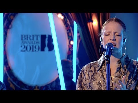 Jess Glynne - Thursday (at BRITs Are Coming 2019)