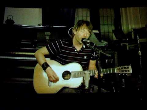 Thom Yorke -Radiohead- Reckoner at The Age Of STuPid premiere 2009-09-21