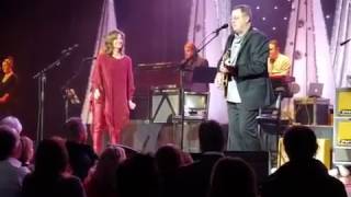 Amy Grant and Vince Gill - Do You Hear What I  Hear
