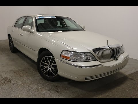 2007 Lincoln Town Car Signature Limited