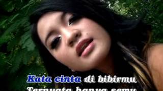 Om Dewata - Cinta Semu, Ikke Laurentia