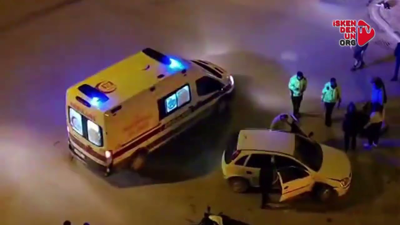 Motosiklet ile Otomobil Çarpıştı