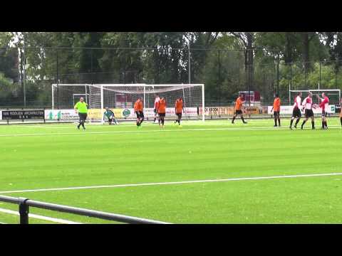 24 aug 2014 PVCV 2 - VV De Meern 2 beker 6-3 Prachtige goal Mark (PVCV)