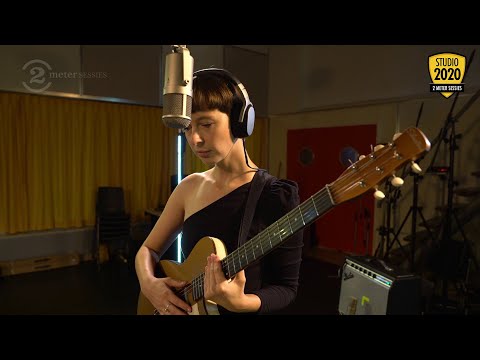 Luwten - Airport (Live on 2 Meter Sessions, 2020)