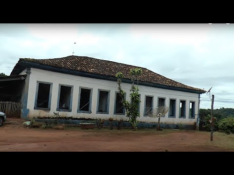 A CASA DE PAU A PIQUE DE 162 ANOS - CÁSSIA MG