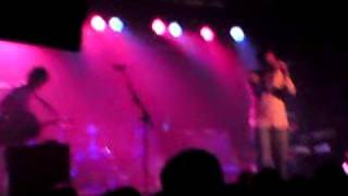 Gomez - Make No Sound (Live @ The Plug)