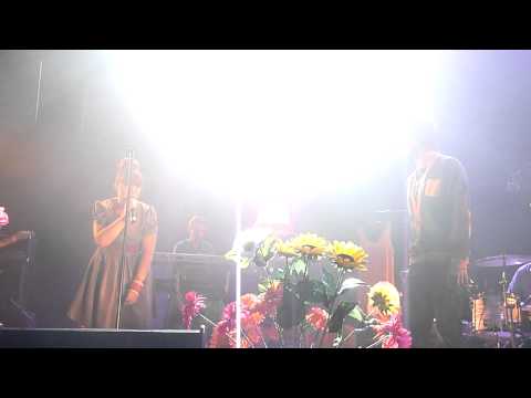 Luce -La machine avec Orelsan.