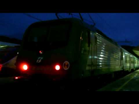 TRENO IN ARRIVO AL BINARIO 1 + MANOVRA DEFINITIVA DEL MINUETTO