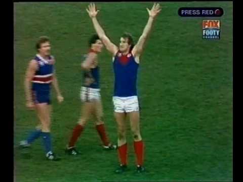 VFL R14 1982 - Footscray v Melbourne