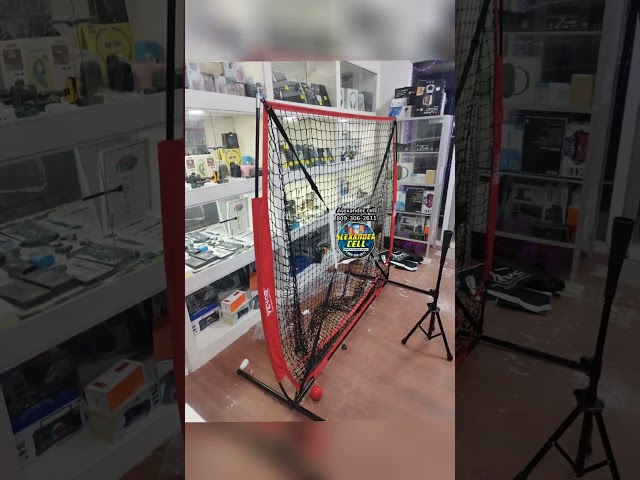 Vídeo relacionado con VEVOR Red de Entrenamiento de Béisbol y Softbol 244x211 cm, Red para Golpear, Atrapar, Lanzar, Equipo de Béisbol con Estructura en Arco, Bolsa de Transporte, Zona de Golpe, Pelota, tee, Colector
