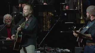 Video thumbnail of ""Midnight Rider" with Vince Gill, Gregg Allman and Zac Brown"