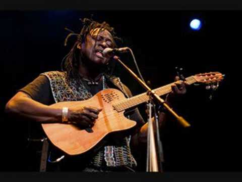 Habib Koite And Bamada- Din Din Wo (Little Child)