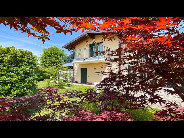 VILLETTA DI TESTA CON TAVERNA E BOX DOPPIO IN VENDITA