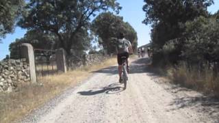 preview picture of video 'Ruta a la encina Terrona en bicicleta'