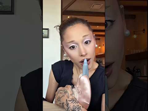 Ariana marketing Grande #arianagrande #ariana #arianators #funny #humor @ArianaGrande