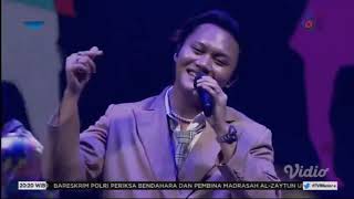 Download lagu Rizky Febian - Cintaku (Chrisye) Live at Hut TVRI 61 mp3