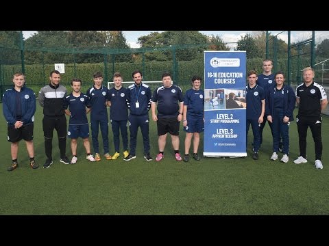 COMMUNITY: David Perkins and Adam Le Fondre take part in Train with Latics session