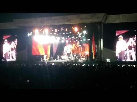 Lytham Proms 2014 - Heather Small - Moving On Up