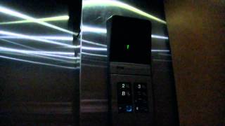 preview picture of video 'Interesting Otis Hydraulic Elevator at Hudson Valley Bank, Stamford, CT (for Bilbo/Ih8escalators)'