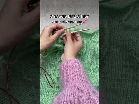 The best way to bind off shoulder seams 🥰🥰. #knit #knitting #seaming #wool #fibreart #diycrafts