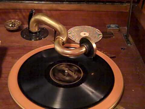 Sam Lanin Ipana Troubadours Scrappy Lambert - Sunshine - Roaring 20's.MP4