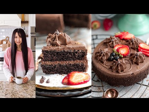 How To Make Keto Chocolate Cake - The BEST Low Carb...