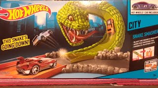Hot Wheels Snake Smasher Track Set 2014