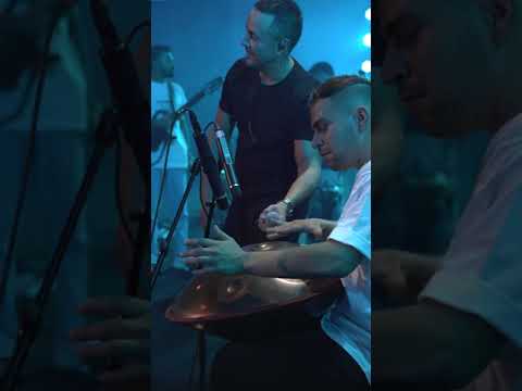 Playing hang drum in Nasser Zeynali's concert | اجرای ساز هنگ درام در کنسرت ناصر زینلی