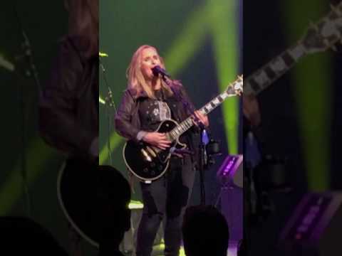 Melissa Etheridge & Joss Stone at Place Des Arts MONTREAL July 5, 2017