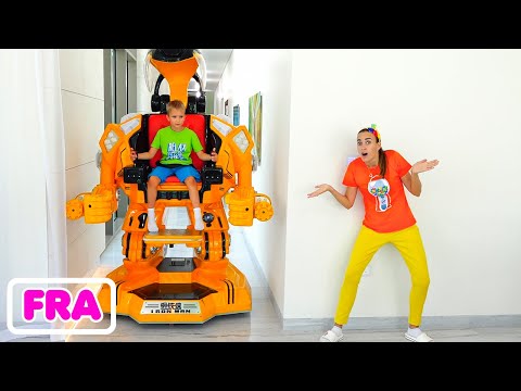 Vlad et Niki font semblant de jouer avec un jouet à enfourcher